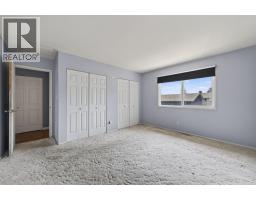 1172 Kamwood Place, Kamloops, BC V2B8J9 Photo 11