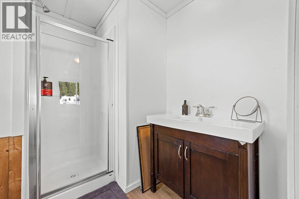 #18 3495 Adair Street - 11