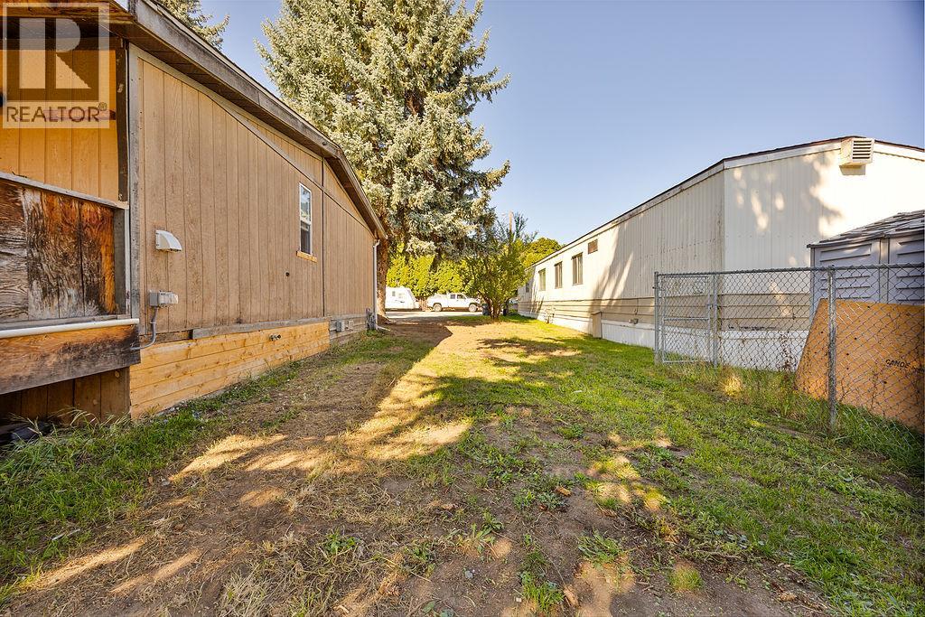 #18 3495 Adair Street - 25