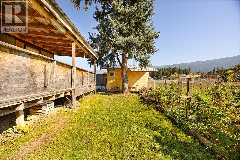 #18 3495 Adair Street - 23