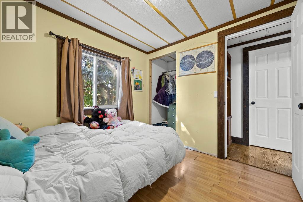 #18 3495 Adair Street - 43