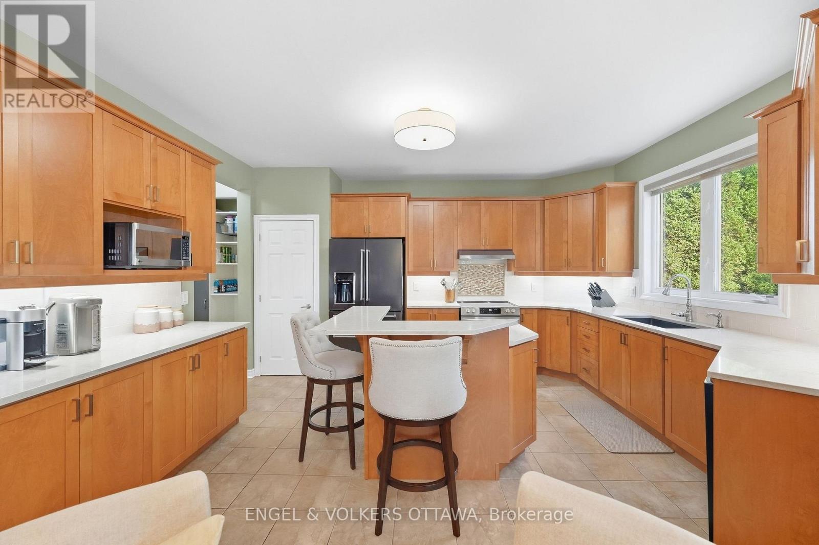 3534 CAMBRIAN ROAD - Image 16