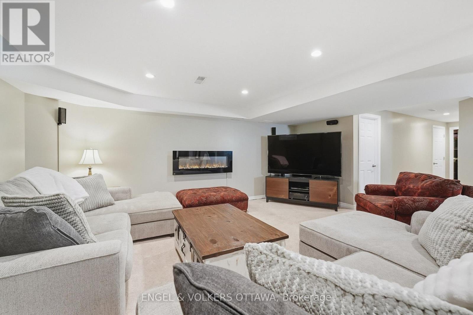 3534 CAMBRIAN ROAD - Image 36