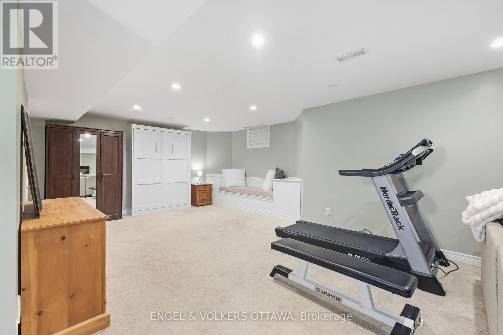 3534 CAMBRIAN ROAD - Image 39