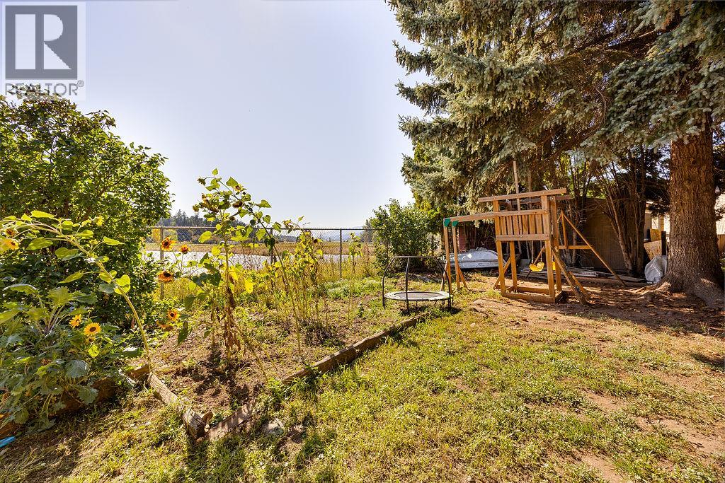 #18 3495 Adair Street - 22