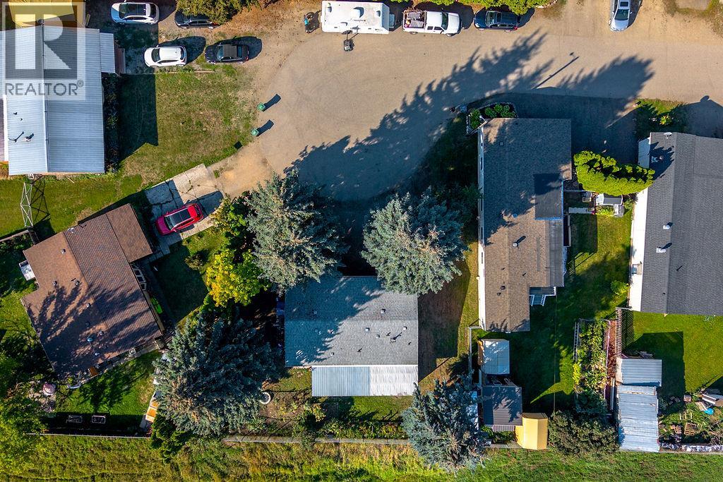 #18 3495 Adair Street - 31