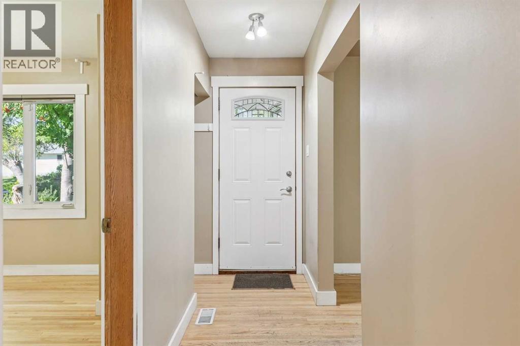 5428 Centre A Street NE - photo 3