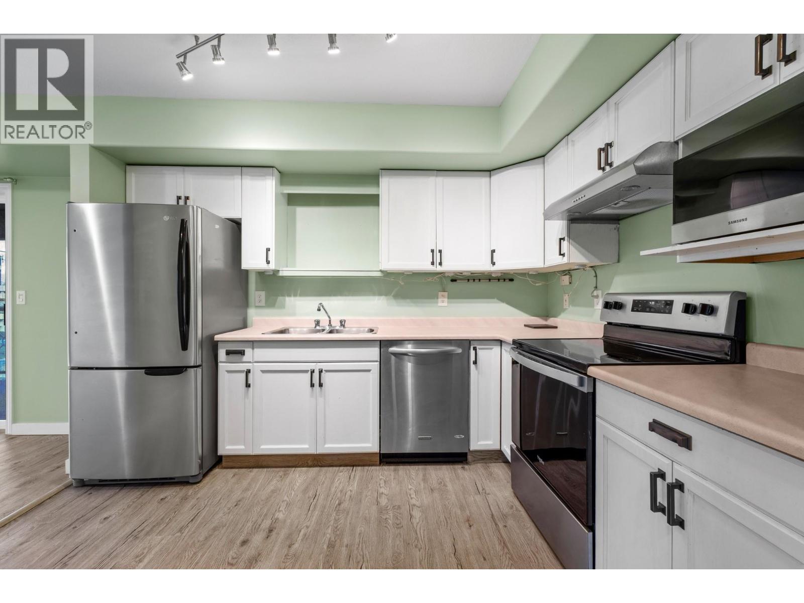 409 3115 De Montreuil Court, Kelowna