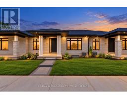 16 ACCURSI CRESCENT