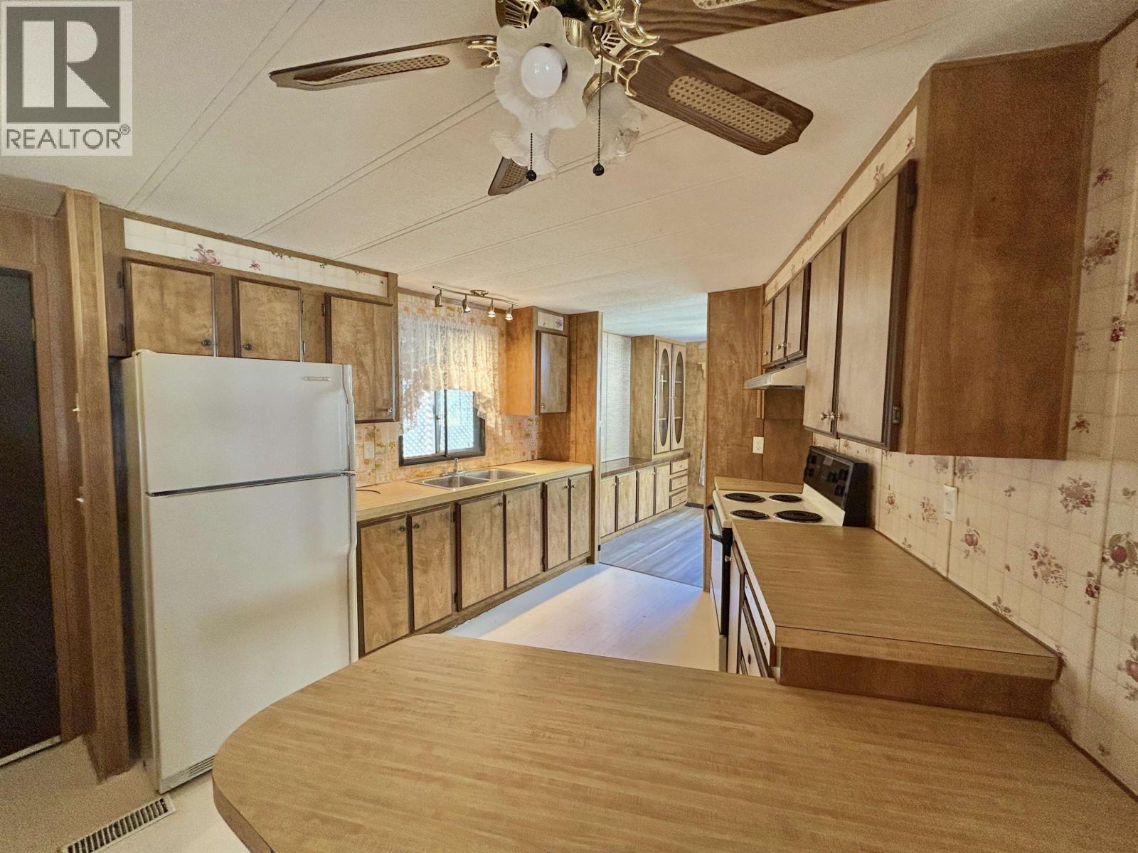 #28 3656 HILBORN ROAD - 12