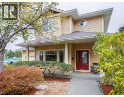 B 1704 Feltham Rd, Saanich, BC V8N2A3 Photo 25