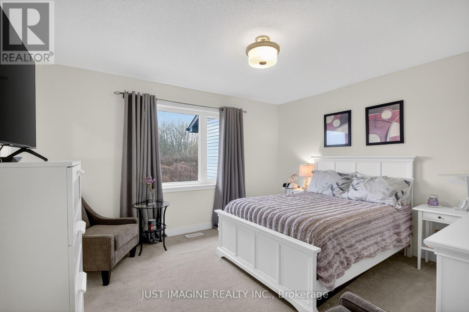 311 IBANEZ WALK - Image 26