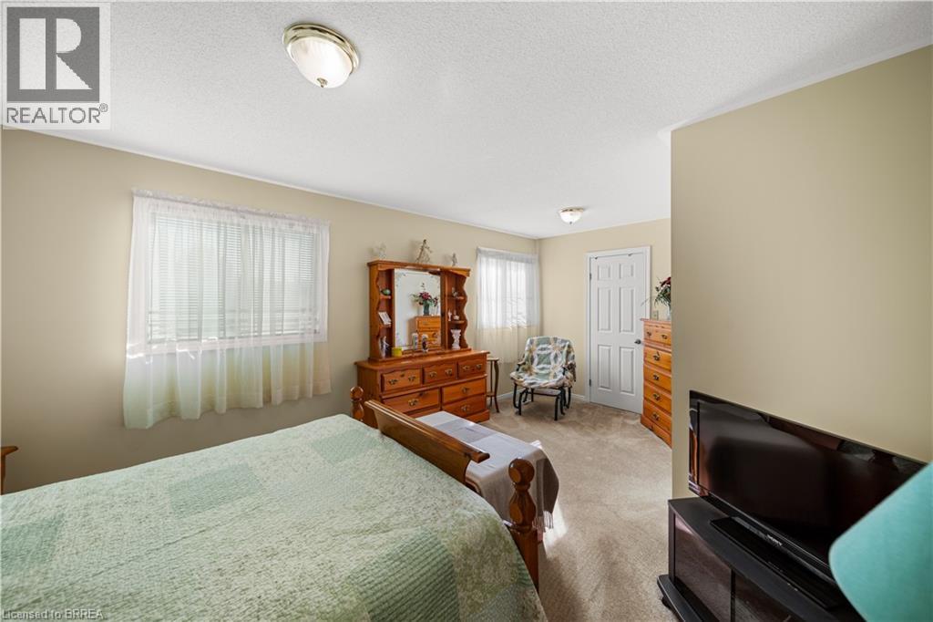 58 OLIVETREE Road - Image 17