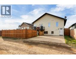 46 Mackenzie Crescent, Lacombe, AB T4L0B2 Photo 34