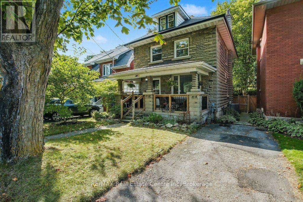 Property for sale at 207 WATERLOO AVENUE