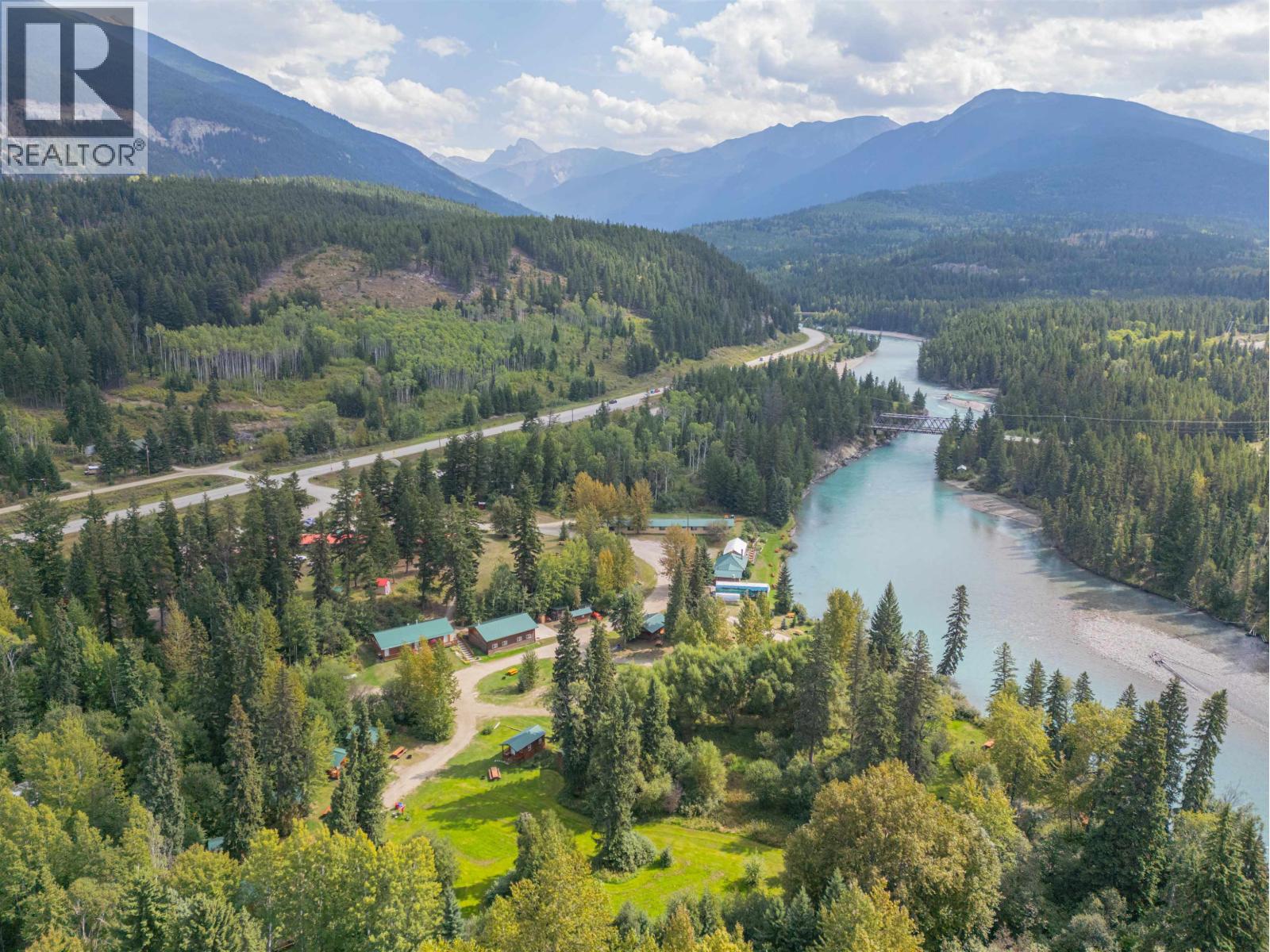 11957 L'HEUREUX (TETE JAUNE LODGE), Valemount — photo 30