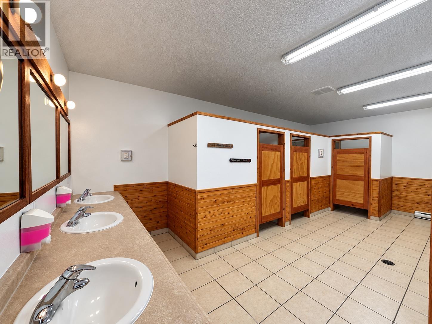11957 L'HEUREUX (TETE JAUNE LODGE), Valemount — photo 24