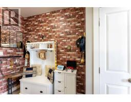 437 Devonia Way W - photo 16