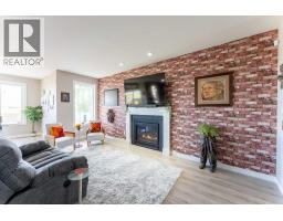 437 Devonia Way W - photo 6