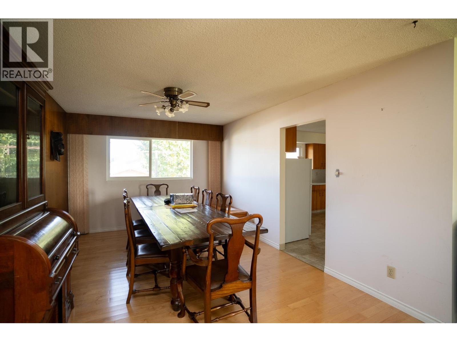 Photo 10 of 39 — 4334 EAGLENEST CRESCENT · Prince George, BC