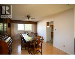 Laundry room - 4334 Eaglenest Crescent, Prince George, BC V2M4Y6 Photo 9