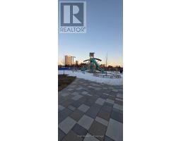 2005 - 1 Quarrington Lane, Toronto, ON M3C0S4 Photo 27