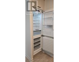 2005 - 1 Quarrington Lane, Toronto, ON M3C0S4 Photo 9