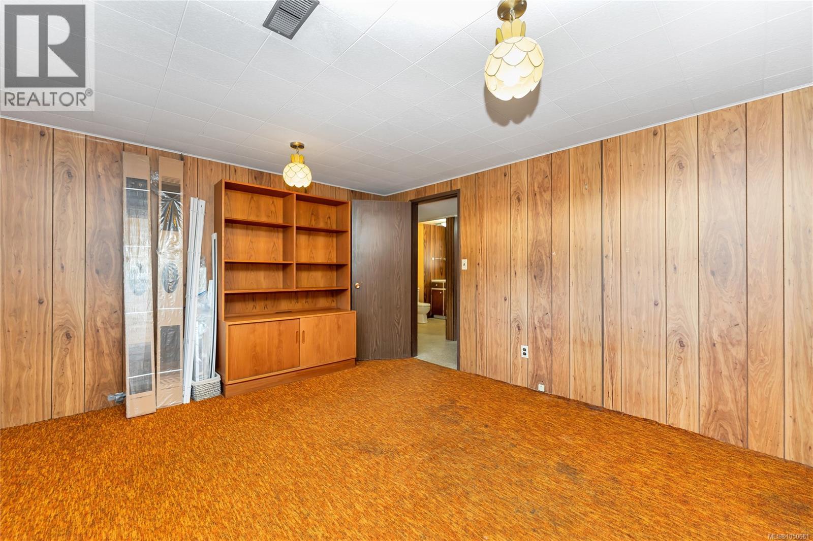 553 Acland Ave - 36