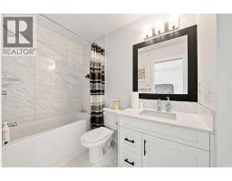 2401, 200 Seton Circle Se, Calgary, AB T3M3X1 Photo 11