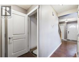 17 Deermeade Road Se, Calgary, AB T2J5Z4 Photo 13