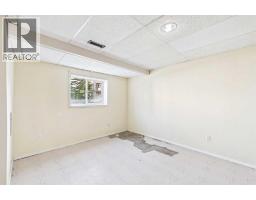 17 Deermeade Road Se, Calgary, AB T2J5Z4 Photo 22