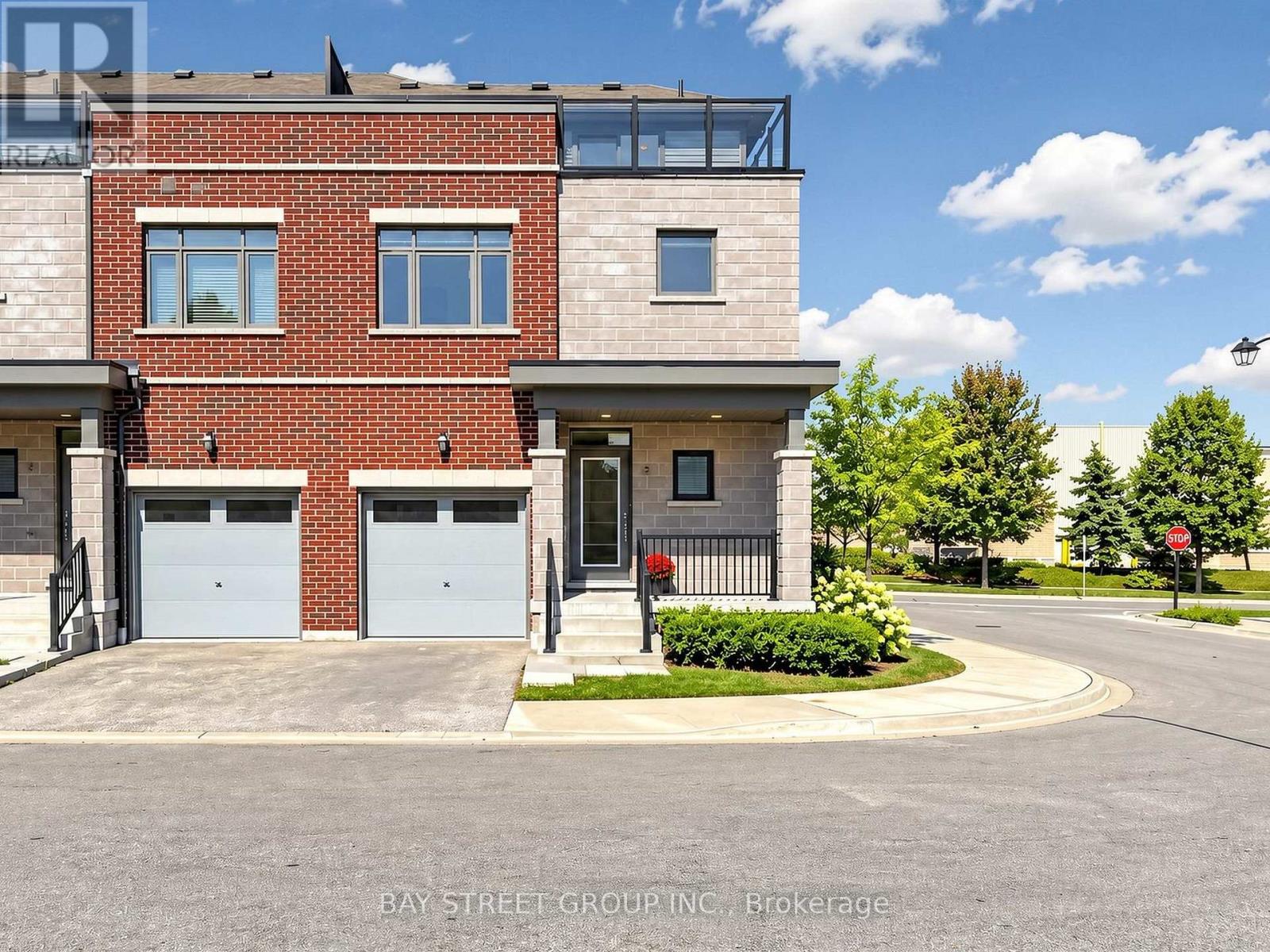 2 LONGSHORE WAY