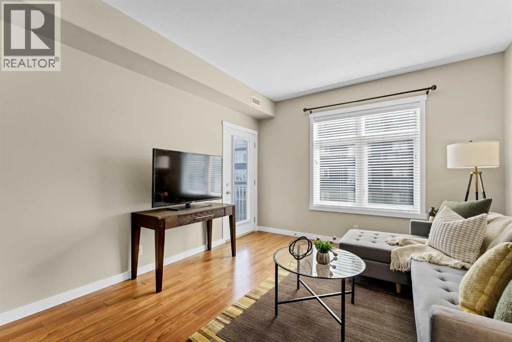 #305 19 Terrace View NE - 16