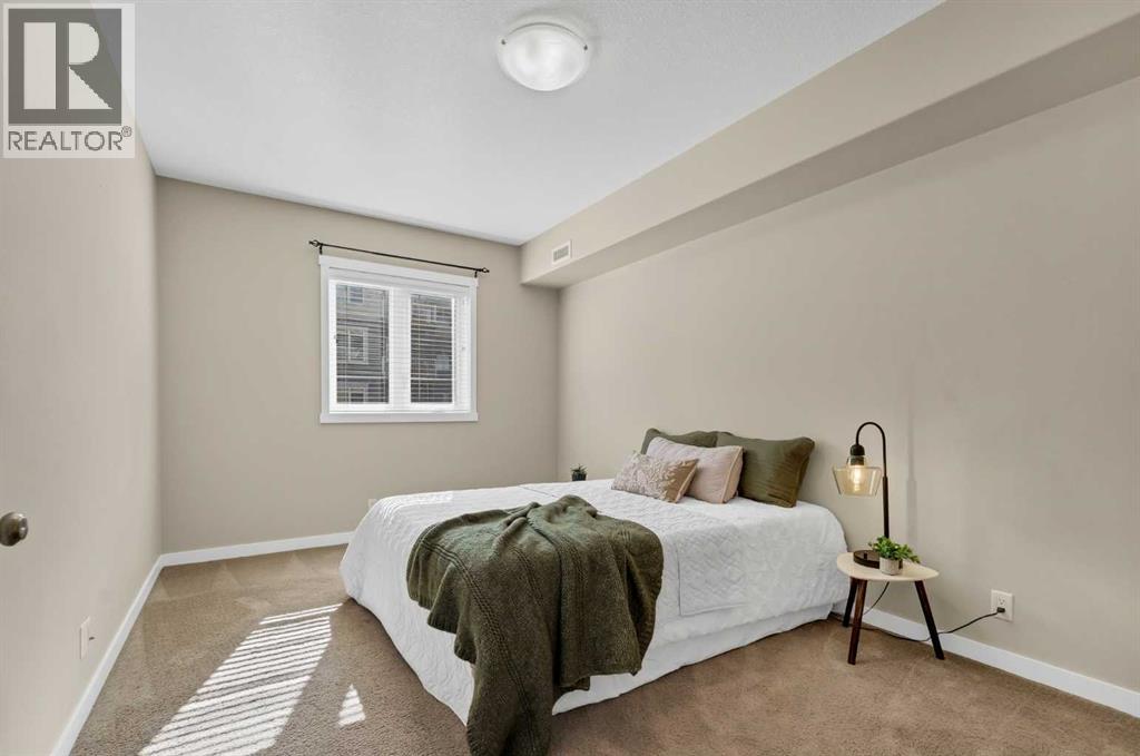 #305 19 Terrace View NE - 22