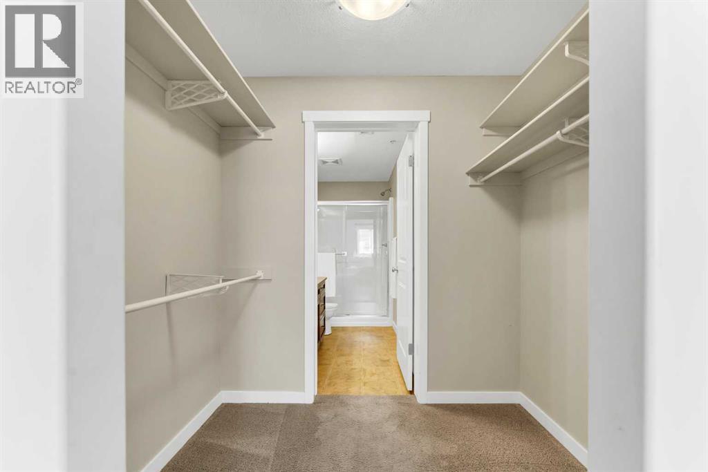 #305 19 Terrace View NE - 24