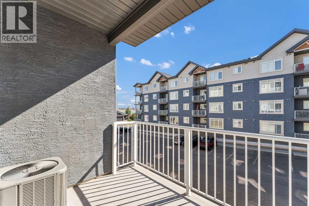 #305 19 Terrace View NE - 29