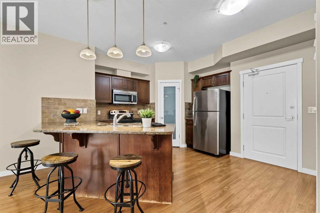 #305 19 Terrace View NE - 8