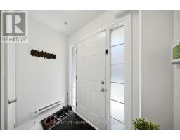 Bathroom - 9809 Keele Street, Vaughan, ON L6A5E3 Photo 10