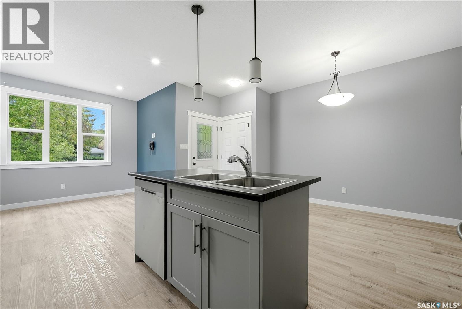2744 MacKay STREET, Regina — photo 11