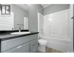 2744 Mackay Street, Regina, SK S4N2T7 Photo 17