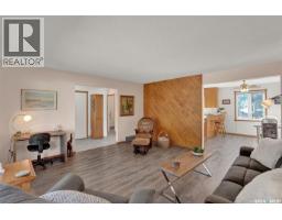 2pc Ensuite bath - 35 Litzenberger Crescent, Regina, SK S4R6G7 Photo 6