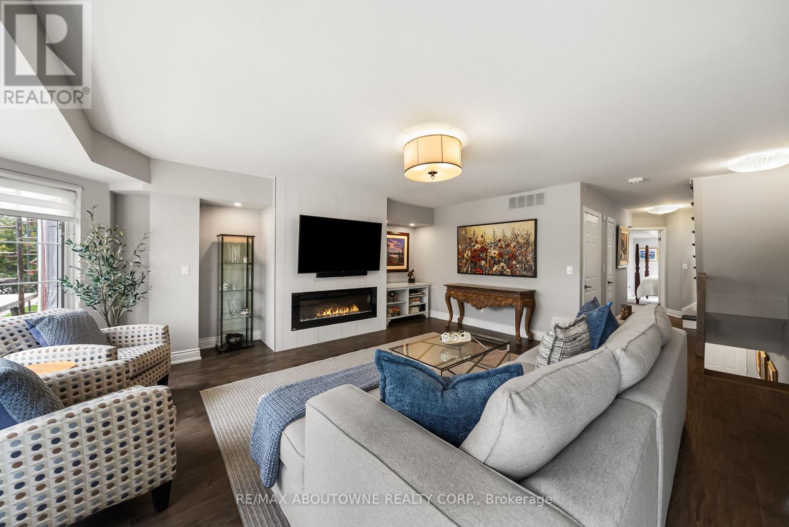 #TH9 442 MAPLE AVENUE - 23