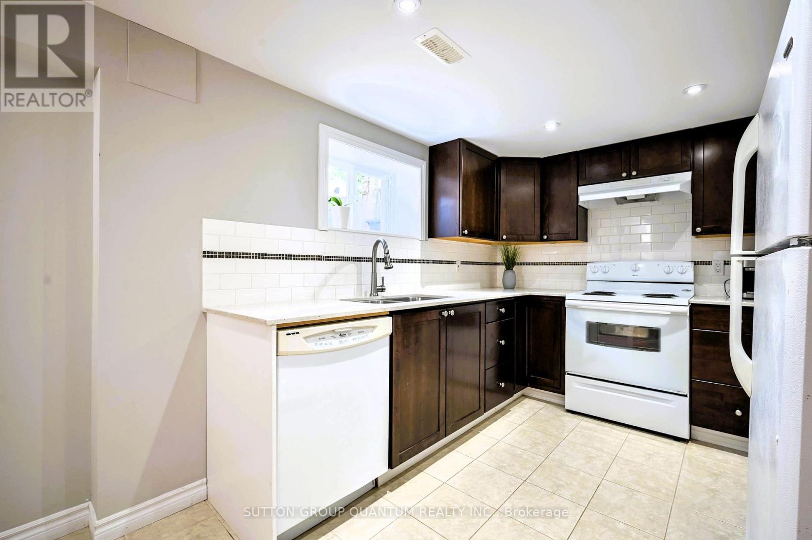 390 WENDALL PLACE - Image 27