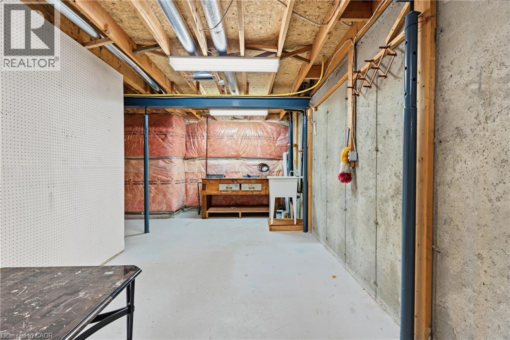 173 Wilson Street West — photo 29