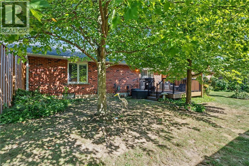 173 Wilson Street West — photo 33
