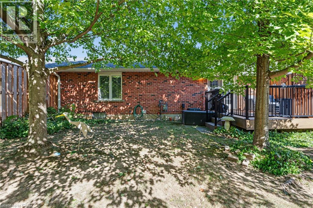 173 Wilson Street West — photo 34
