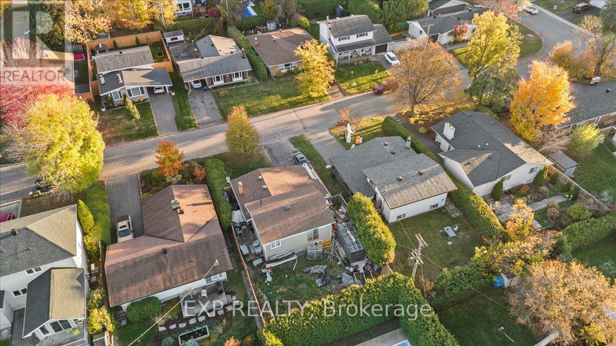2670 STONE CRESCENT N - 31