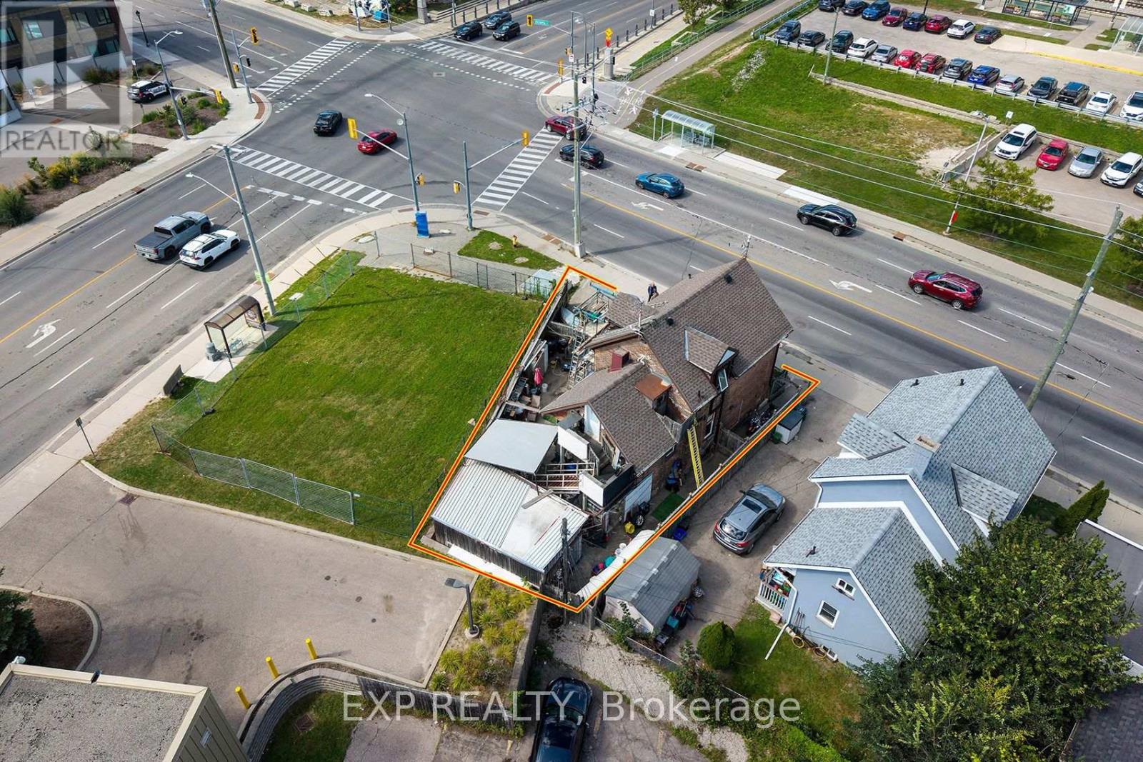 115 VICTORIA STREET N, Kitchener — photo 5