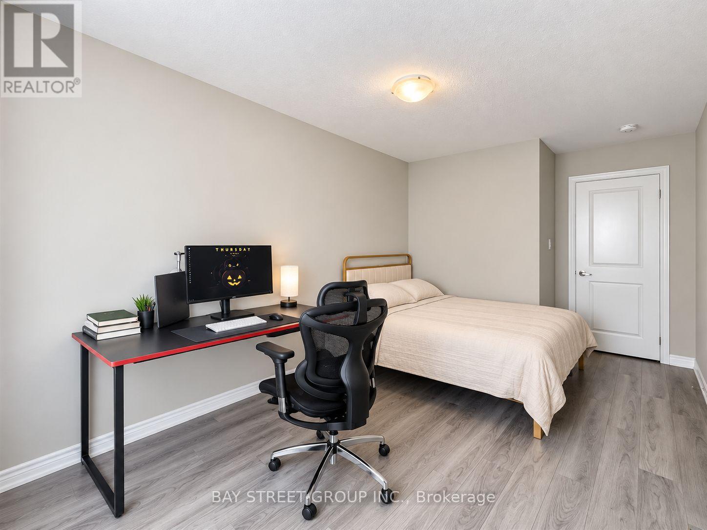 30 Mia Drive — photo 27