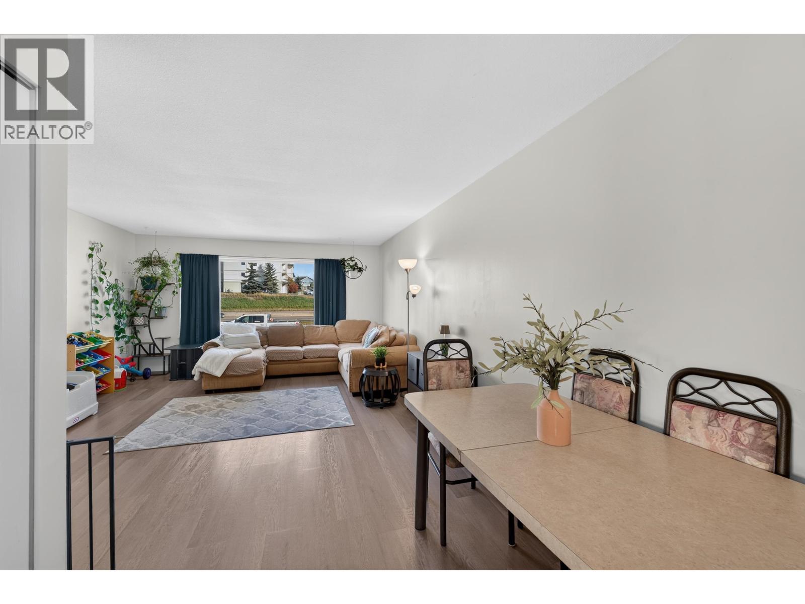 8516 86 STREET - Image 10
